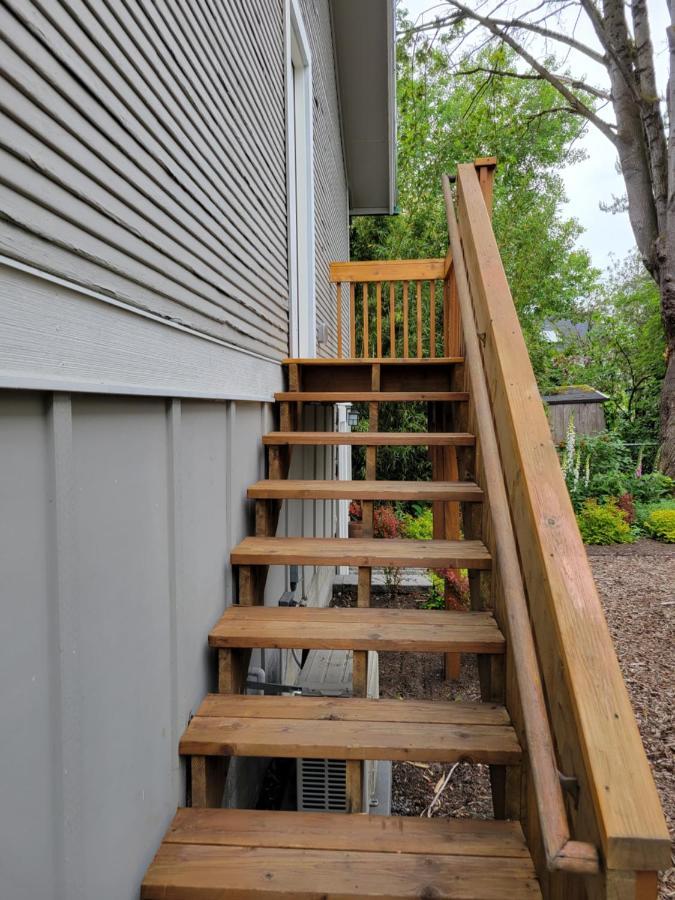 Modern Craftsman Garden Patio In Georgetown Villa Сиатъл Екстериор снимка
